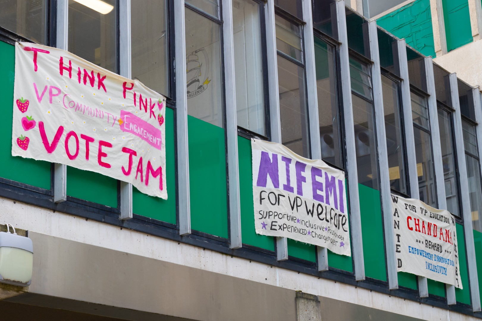 Essex leadership campaign banners